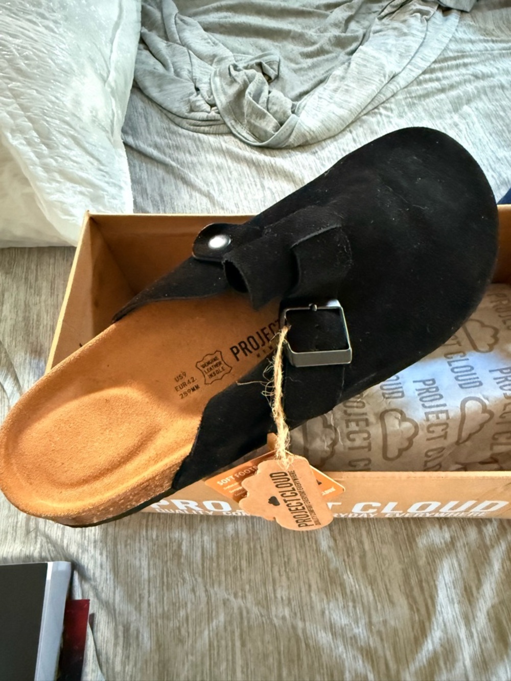 Project Cloud MENS Black Suede Slide Sandal - NWT